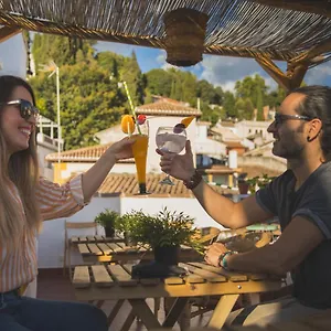 Konukevi Vita, Granada